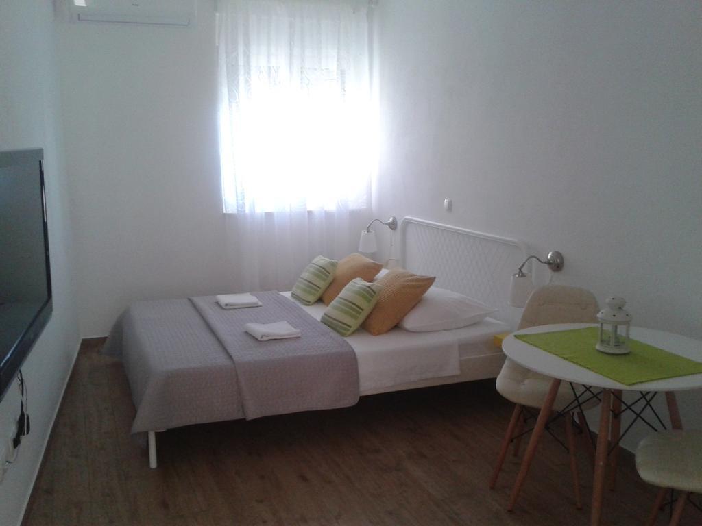 Viola Apartment & Free Parking Šibenik Esterno foto