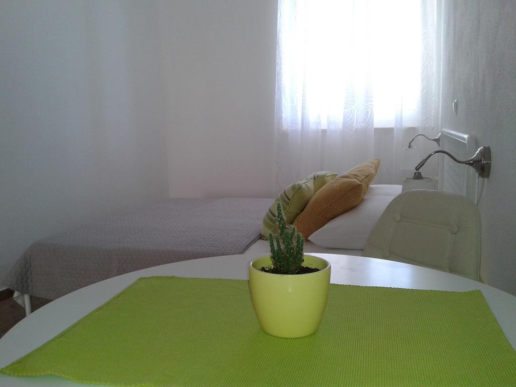Viola Apartment & Free Parking Šibenik Esterno foto